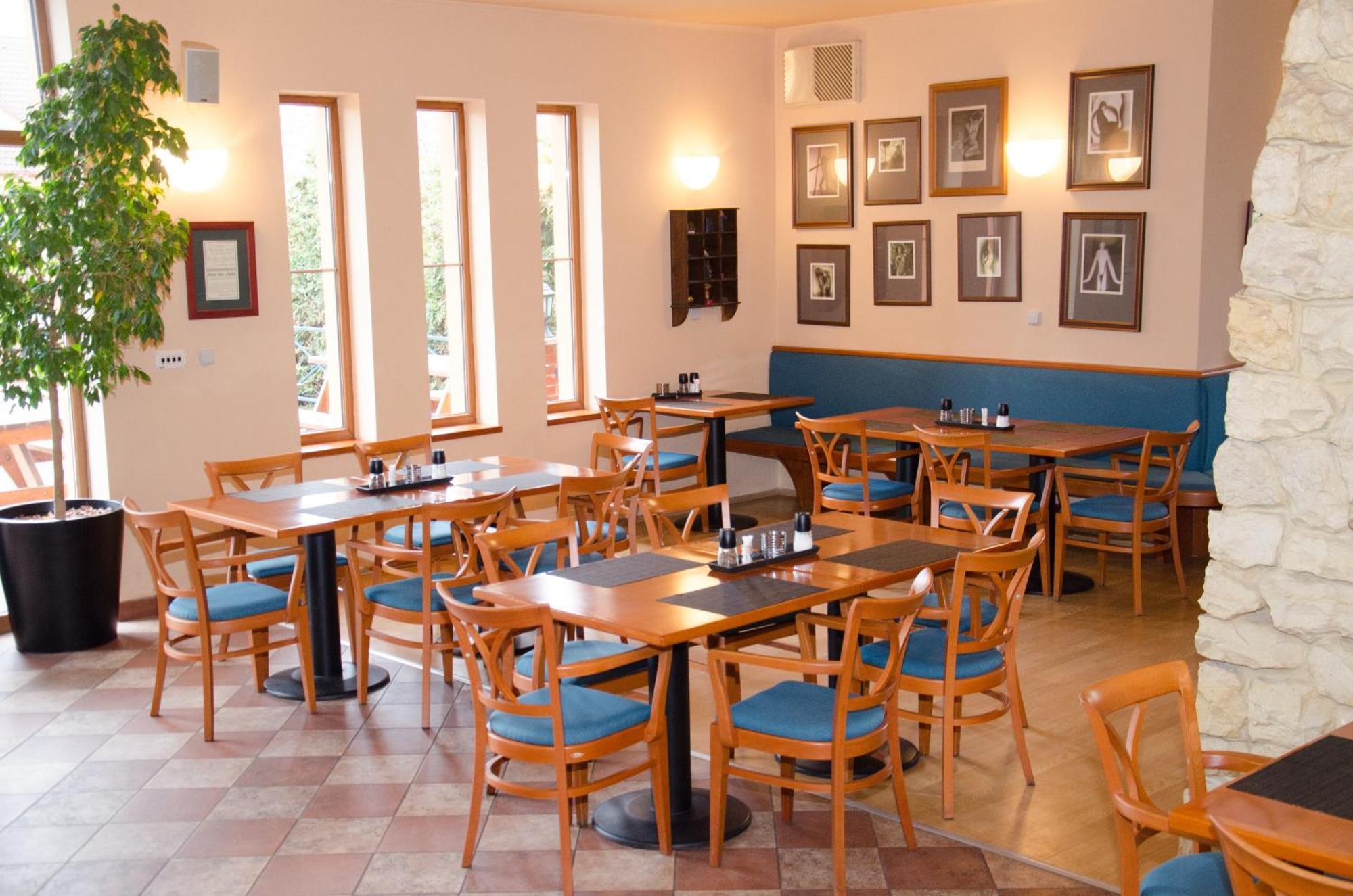 Hotel U Milina מראה חיצוני תמונה