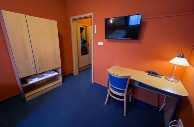 Hotel U Milina מראה חיצוני תמונה